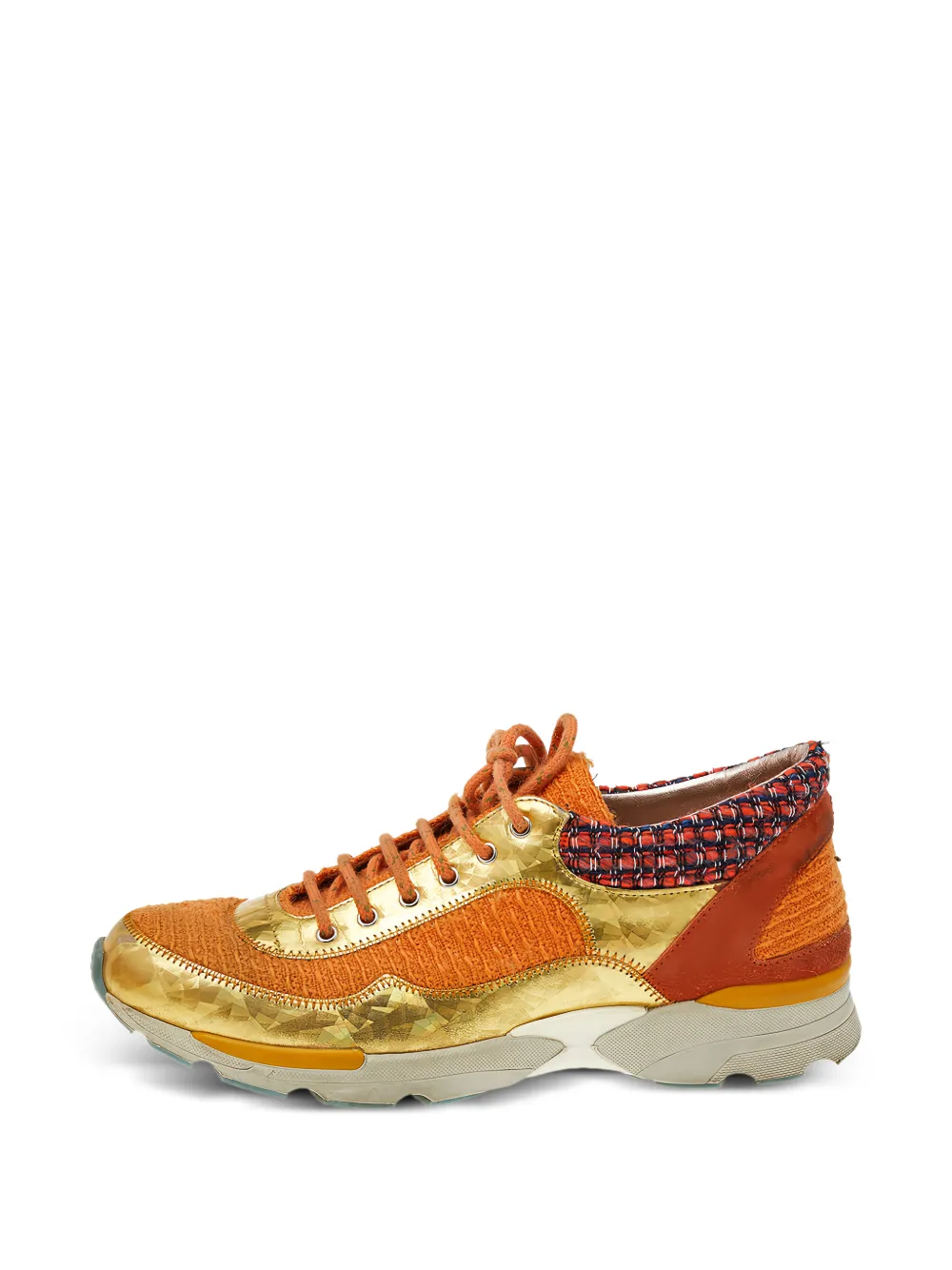 CHANEL Pre-Owned CC tweed sneakers - Gold