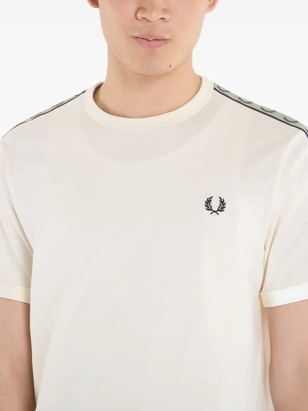 Fred Perry T-shirt met geborduurd logo Beige