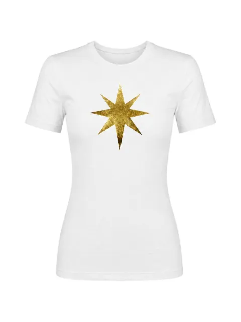 Madison Maison playera Eye of Horus en colaboración con On/Off