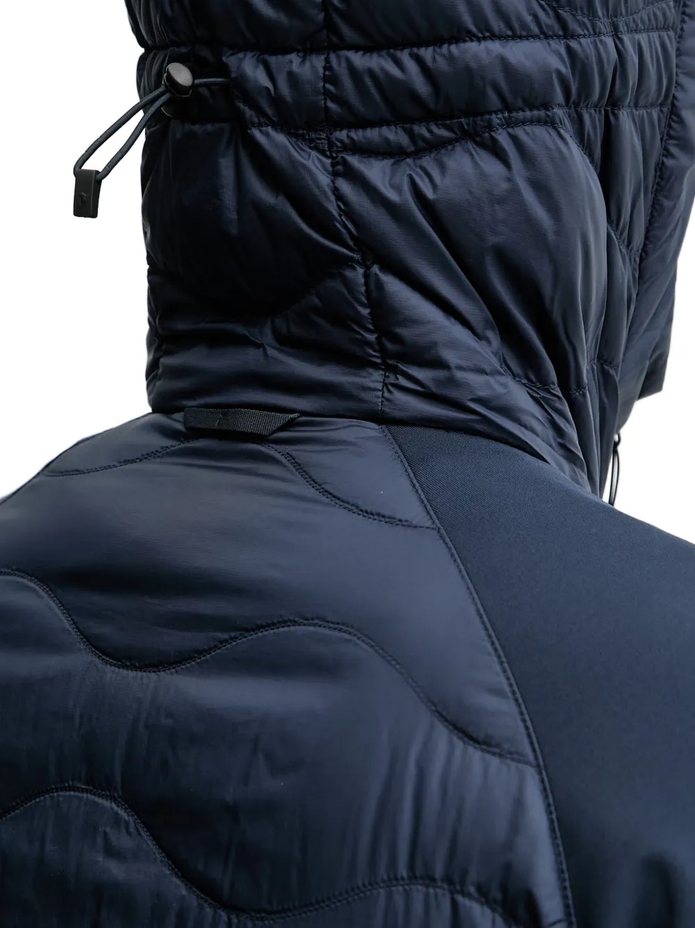 Peak Performance Helium gewatteerd jack met capuchon Blauw