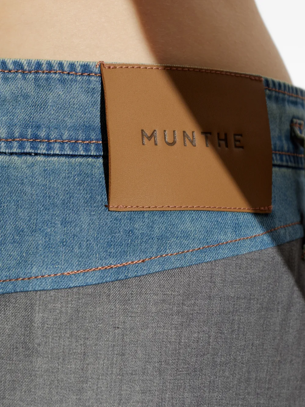 MUNTHE Normay plooibroek met denim tailleband Grijs