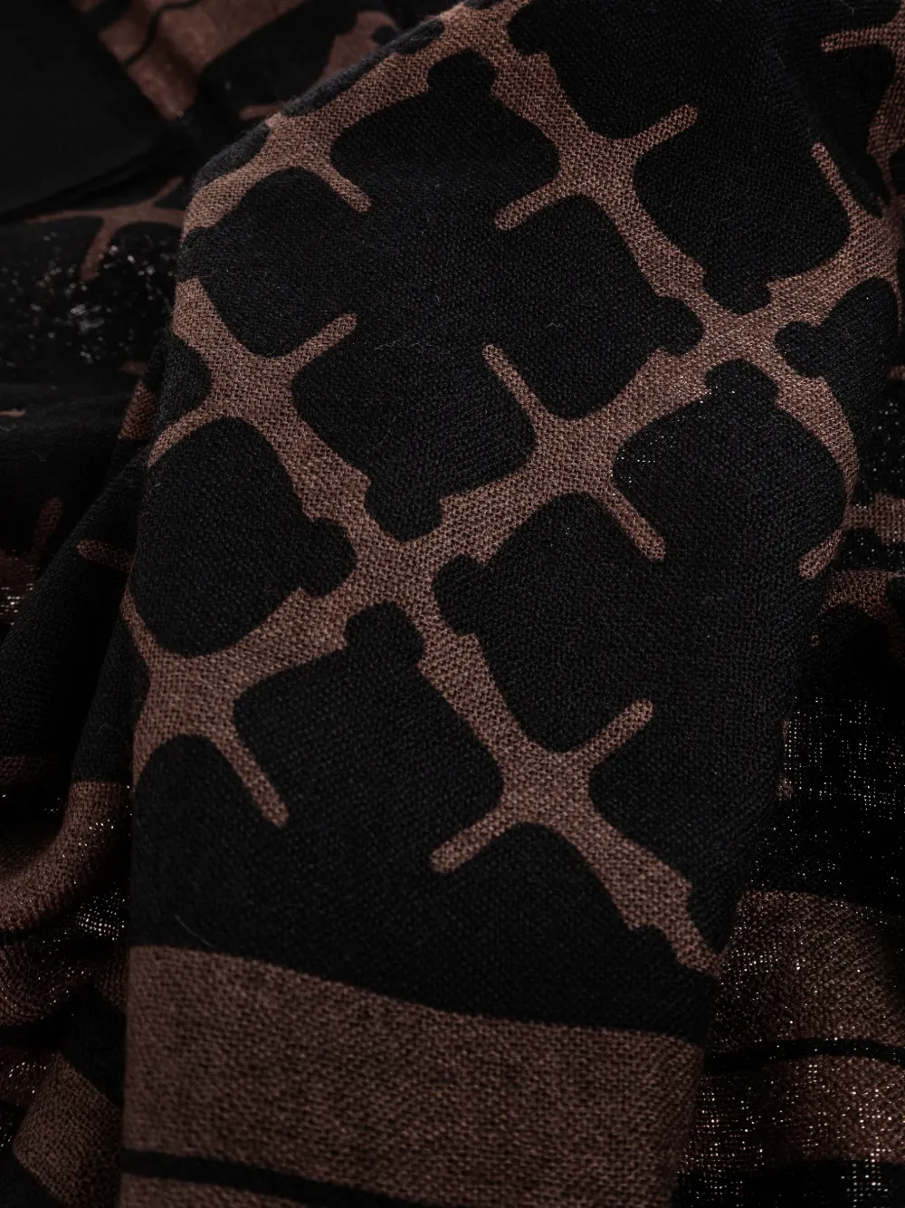 By Malene Birger Cornelis sjaal met patroon Zwart