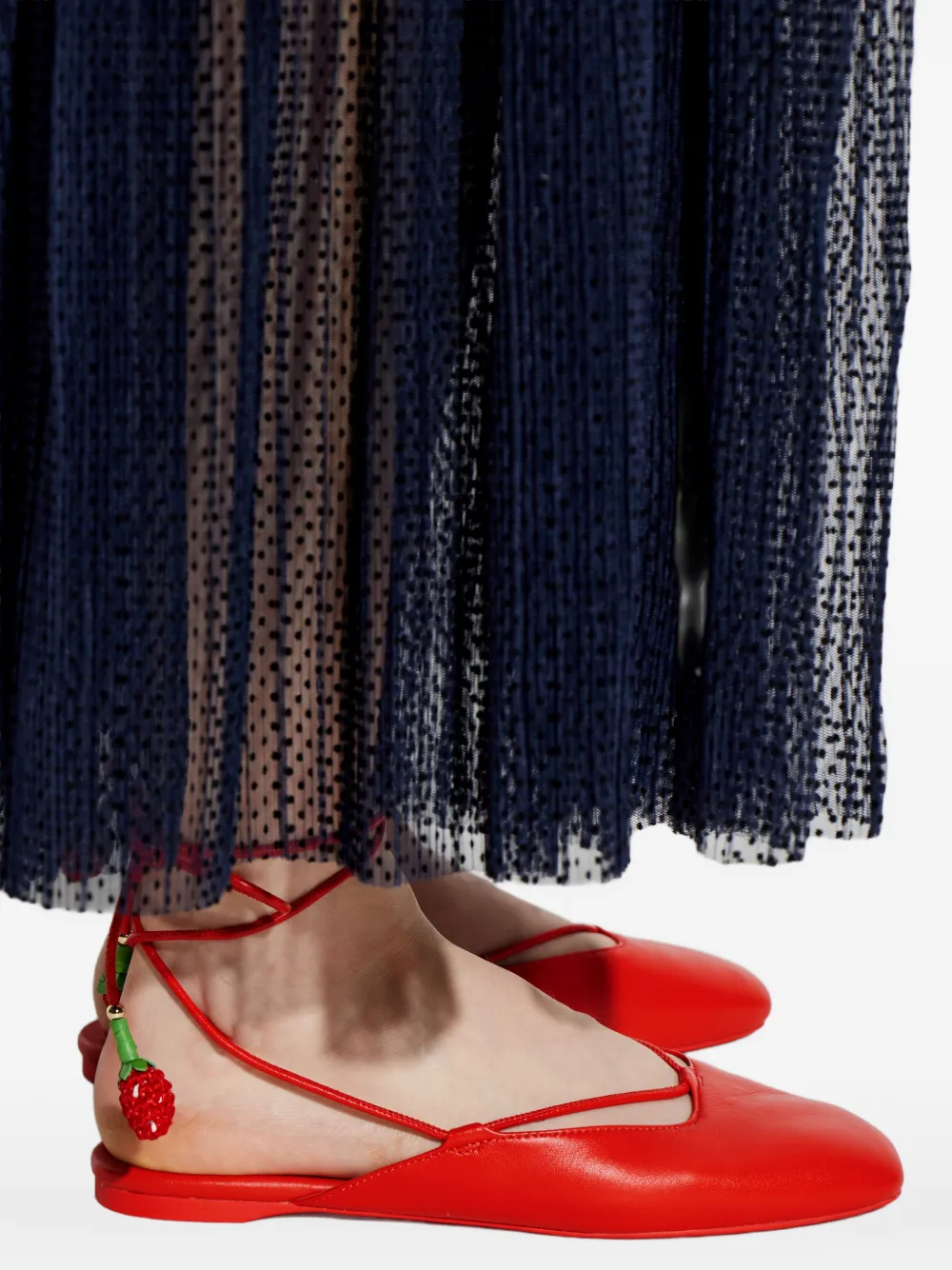 Kate Spade Eloise strawberry-charm lace-up pumps Rood