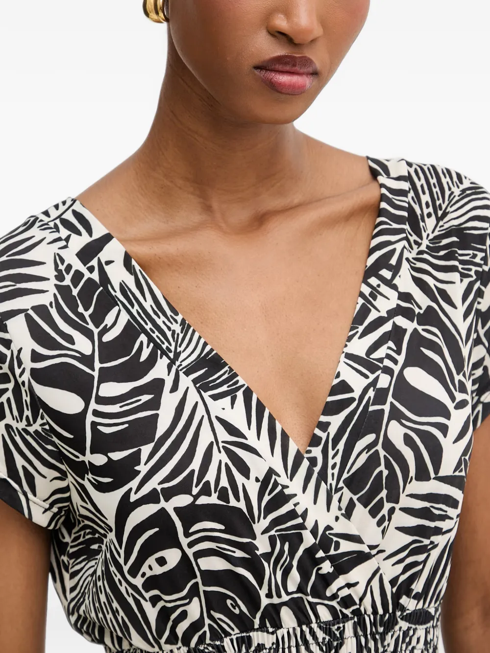 Morgan Wikkeljurk met bladerprint Beige