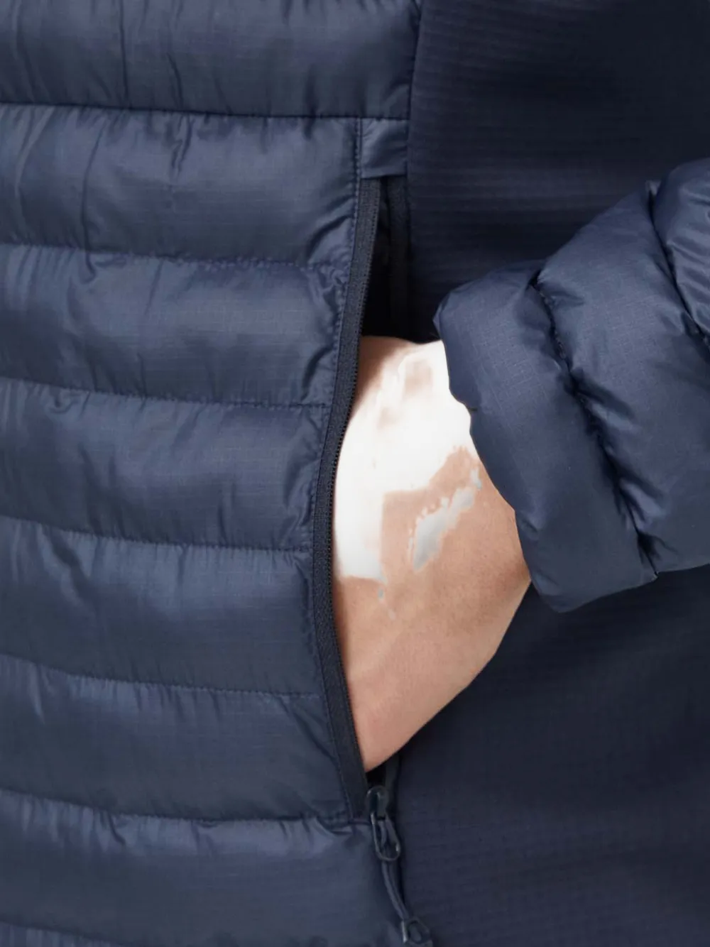 Montane Icarus Lite hooded jacket Blauw