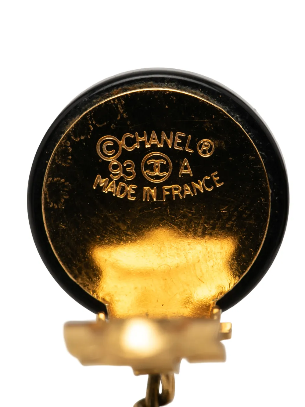  Chanel Pre-owned Boucles D'oreilles Fantaisie Pendantes En Plaqué Or Et Résine à Logo Cc Et Perle Artificielle Avec Fermoir Clip (1993) - Noir 