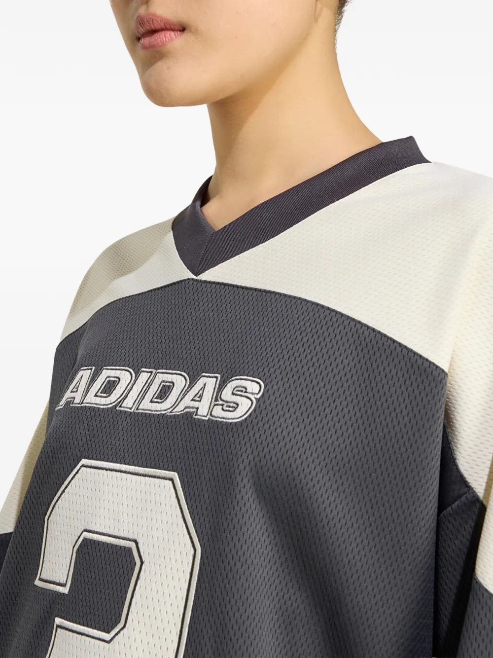 adidas Mini T-shirtjurk met logoprint Grijs
