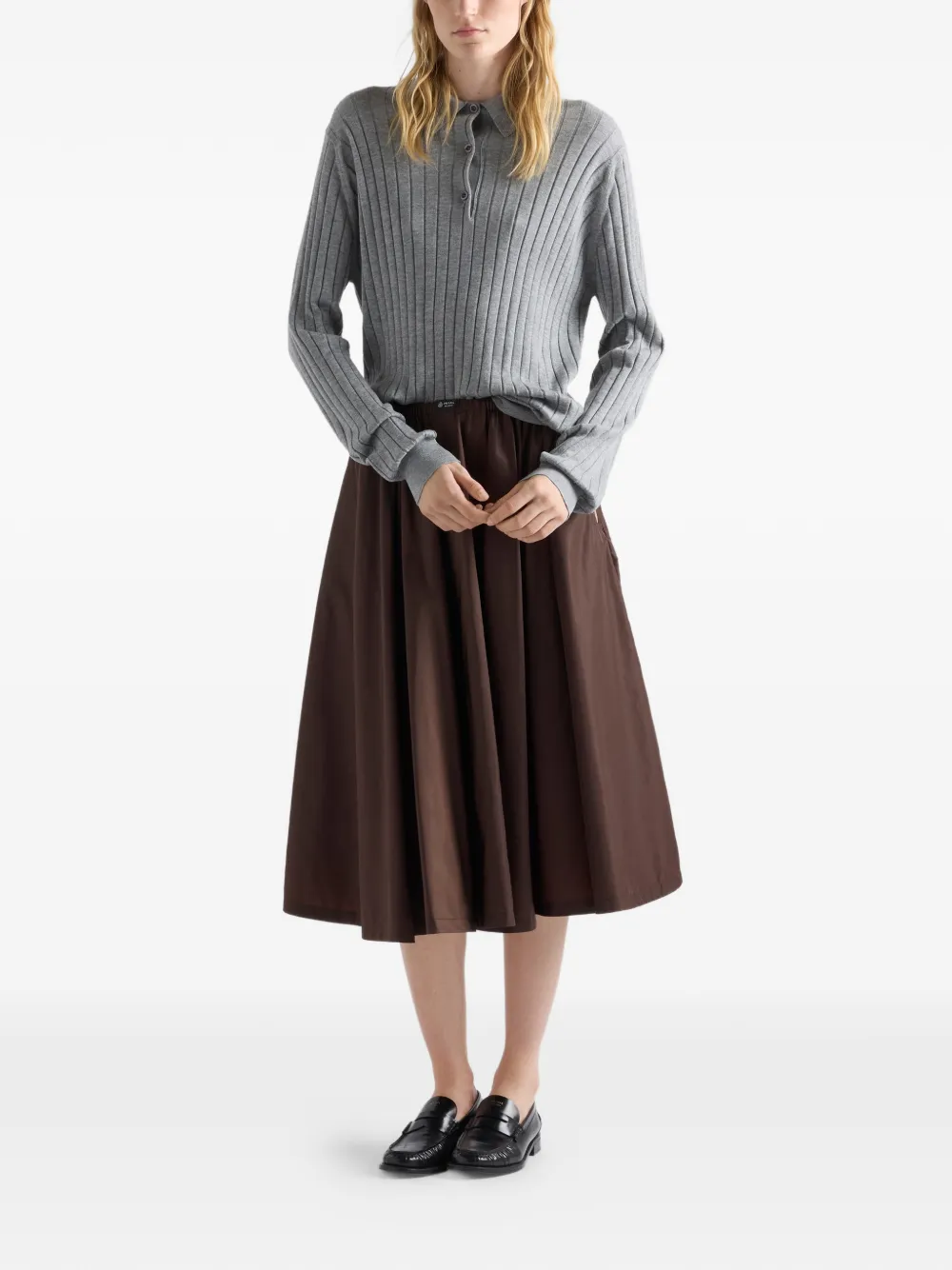 Prada Lichtgewicht gesmockte re-nylon rok Bruin