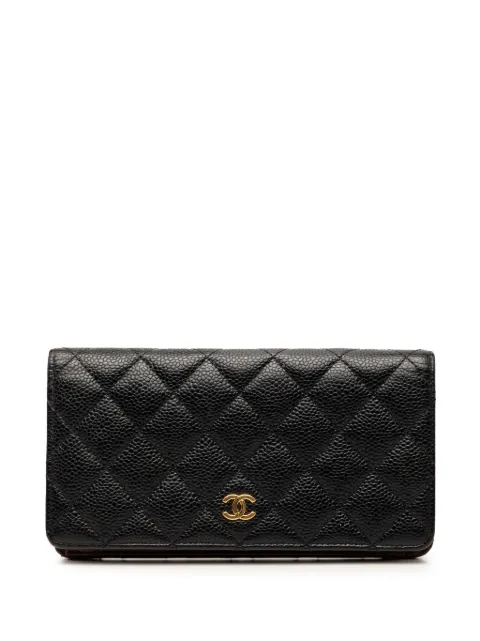 CHANEL Pre-Owned 2019 Quilted Caviar CC L Yen Wallet long wallets
