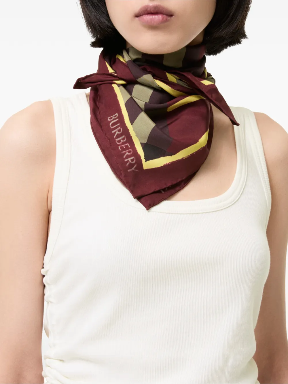 Burberry Geruite zijden sjaal Rood