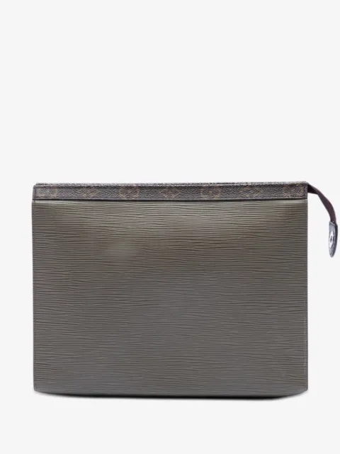 Louis Vuitton Pre-Owned 2017 Epi Pochette Voyage MM clutch bag