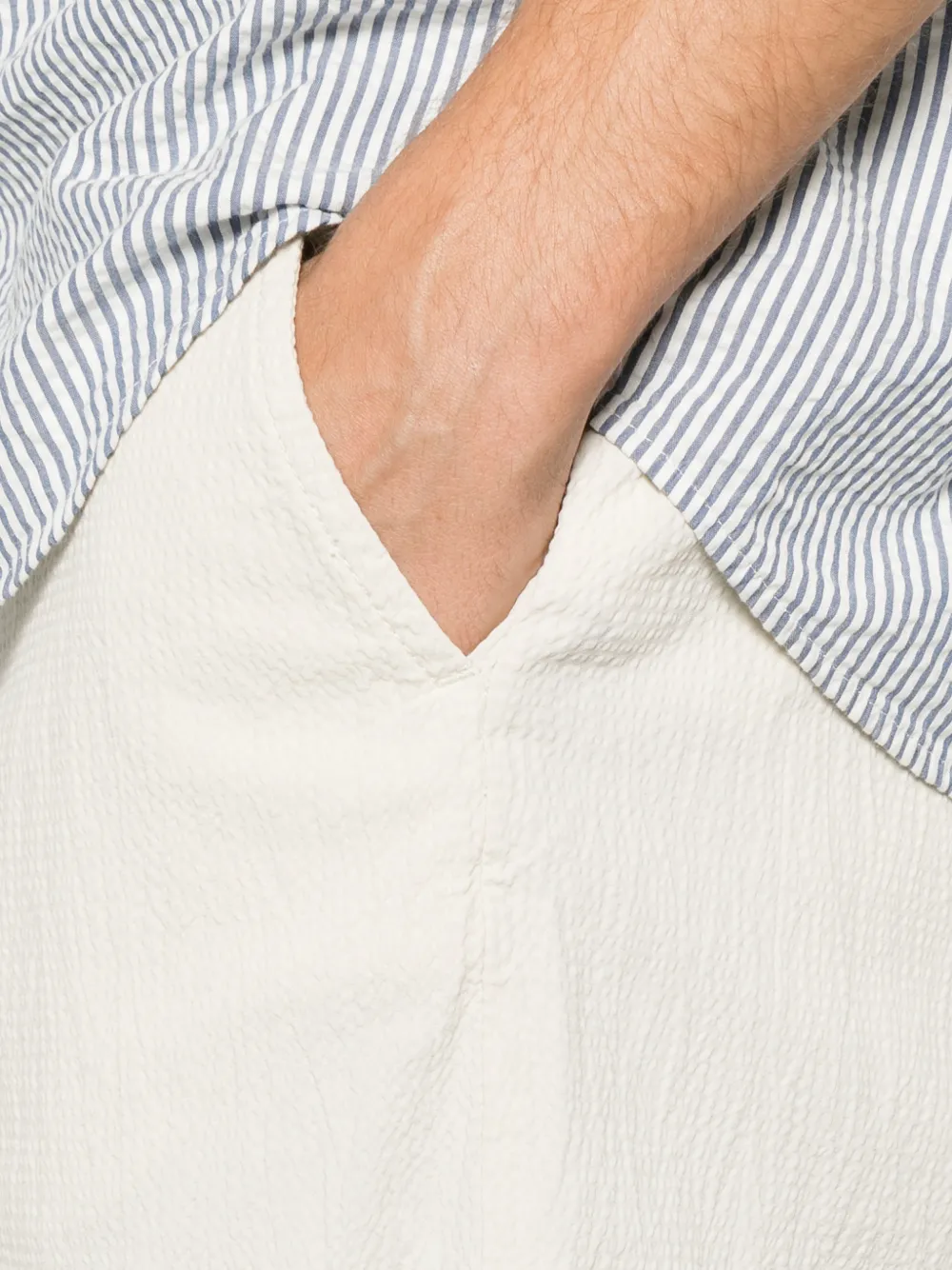 Gant Shorts met riemlussen Beige