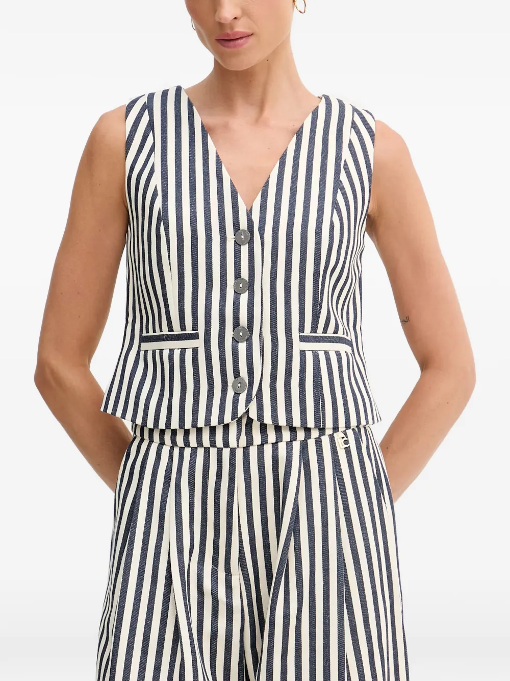 Lola Casademunt striped button-up vest - Blu
