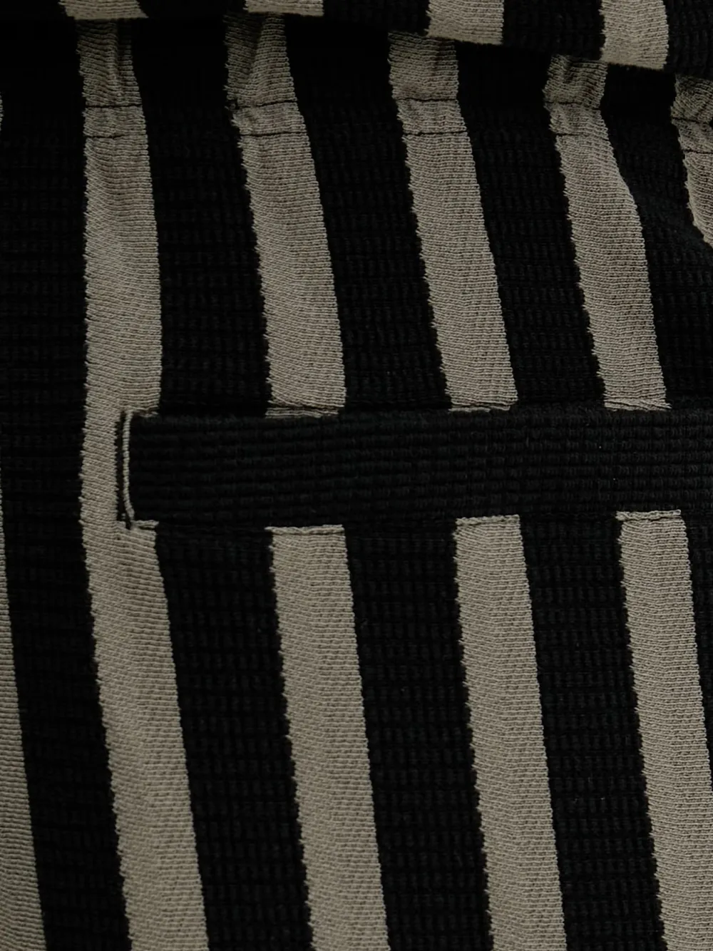 Marc O'Polo vertical-stripe waffle-knit shorts Zwart
