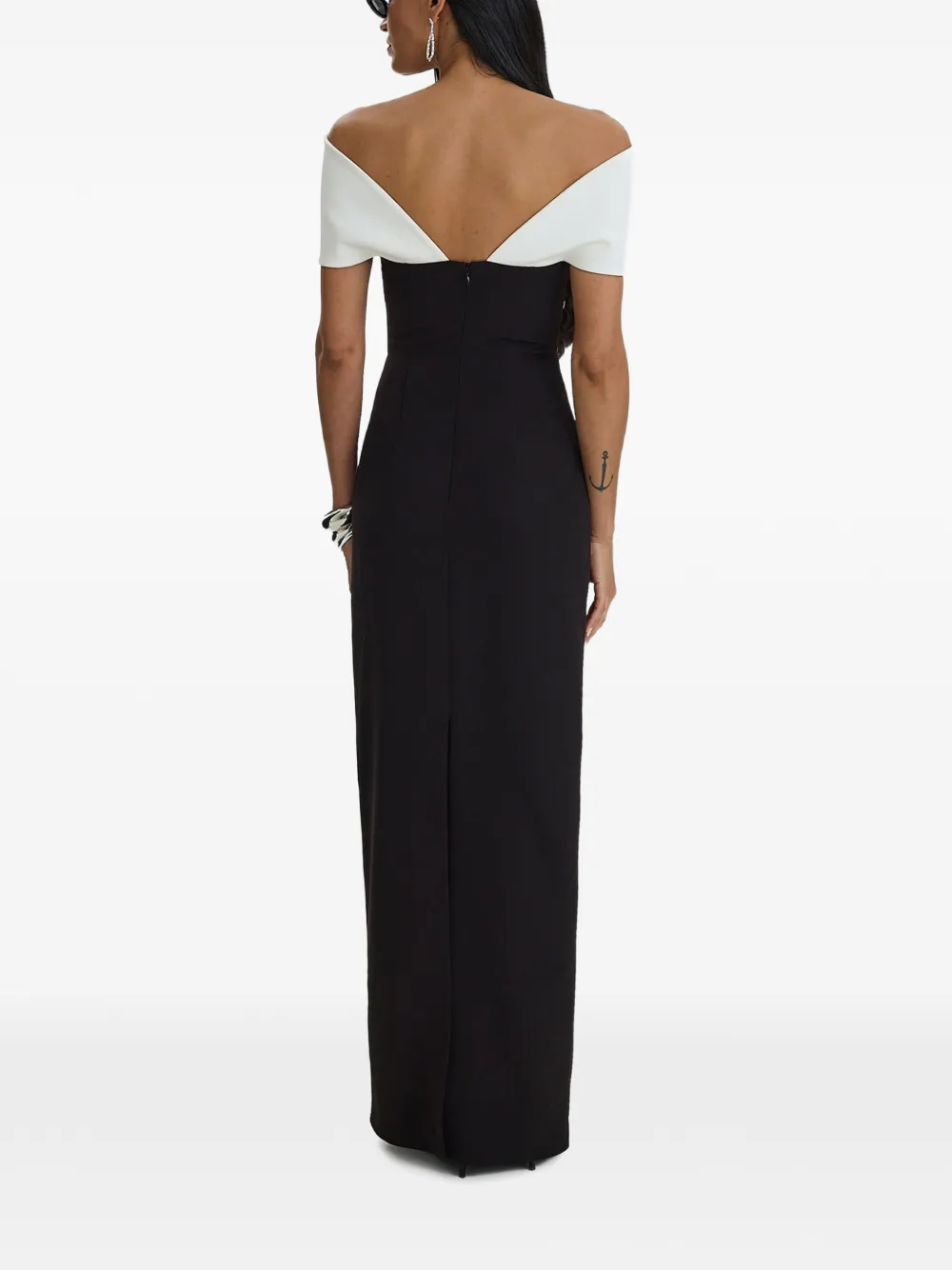 MOOS STUDIO Off-shoulder avondjurk met colourblocking Zwart