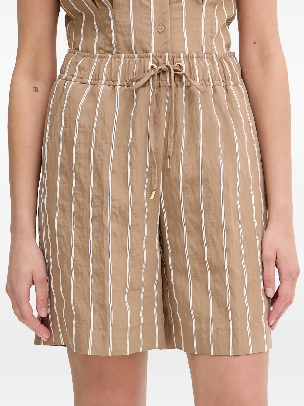 Lola Casademunt striped drawstring-waist shorts - Toni neutri