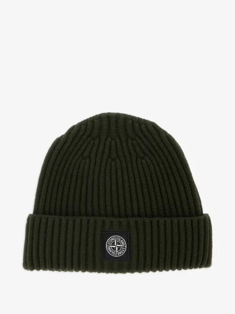 Stone Island Junior logo-patch ribbed-knit beanie hat