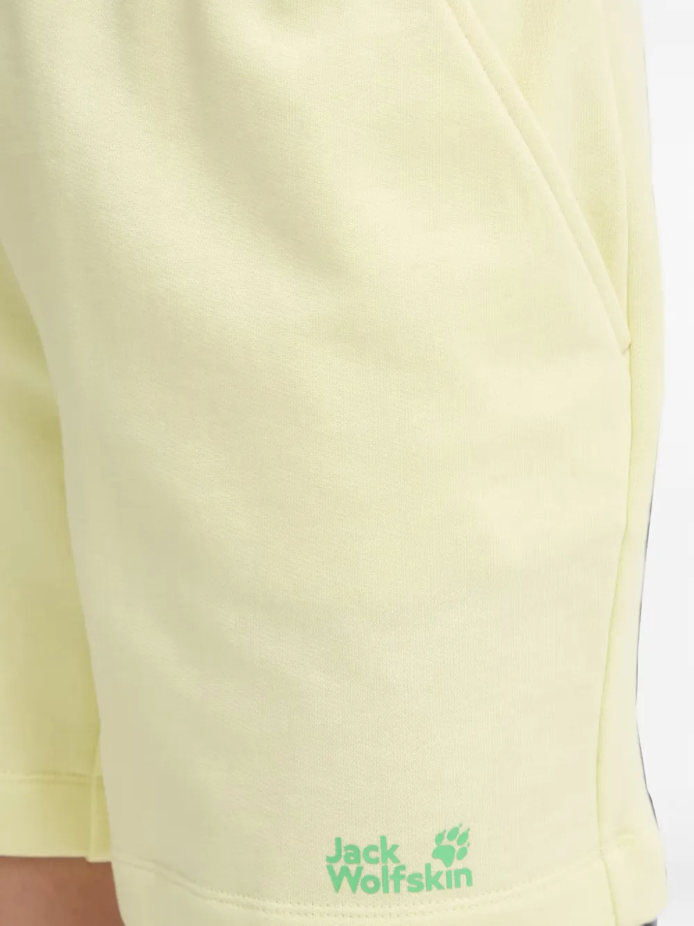 JACK WOLFSKIN Celebrate The Paw shorts Geel