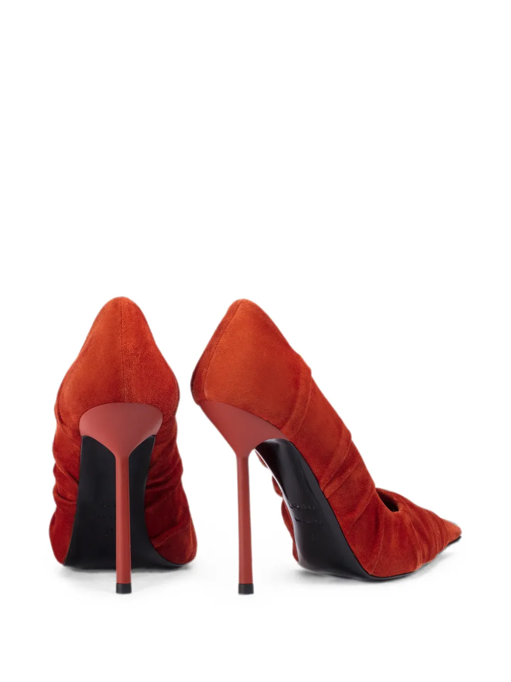 Le Silla Bella suède pumps met ruches Oranje