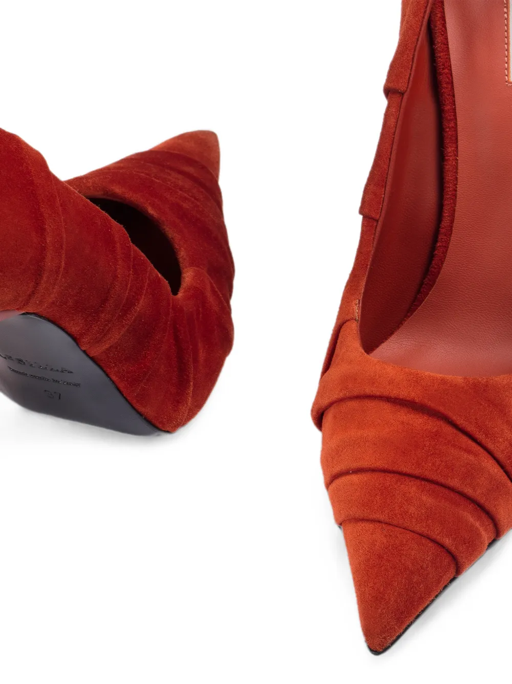 Le Silla Bella suède pumps met ruches Oranje