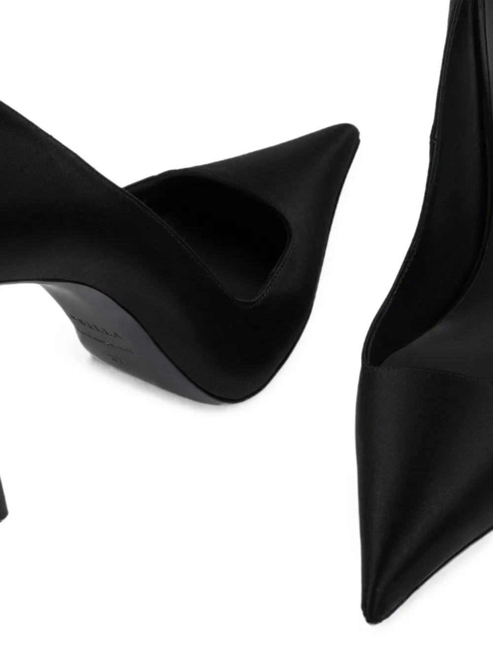 Le Silla Amelia satin pumps Zwart