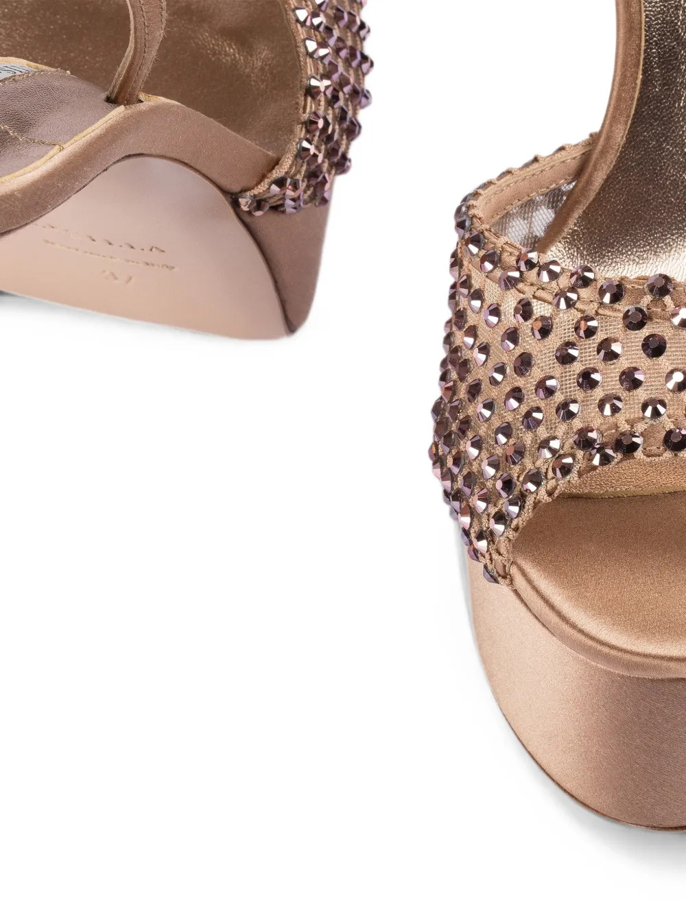 Le Silla Gilda crystal-embellished platform sandals Beige