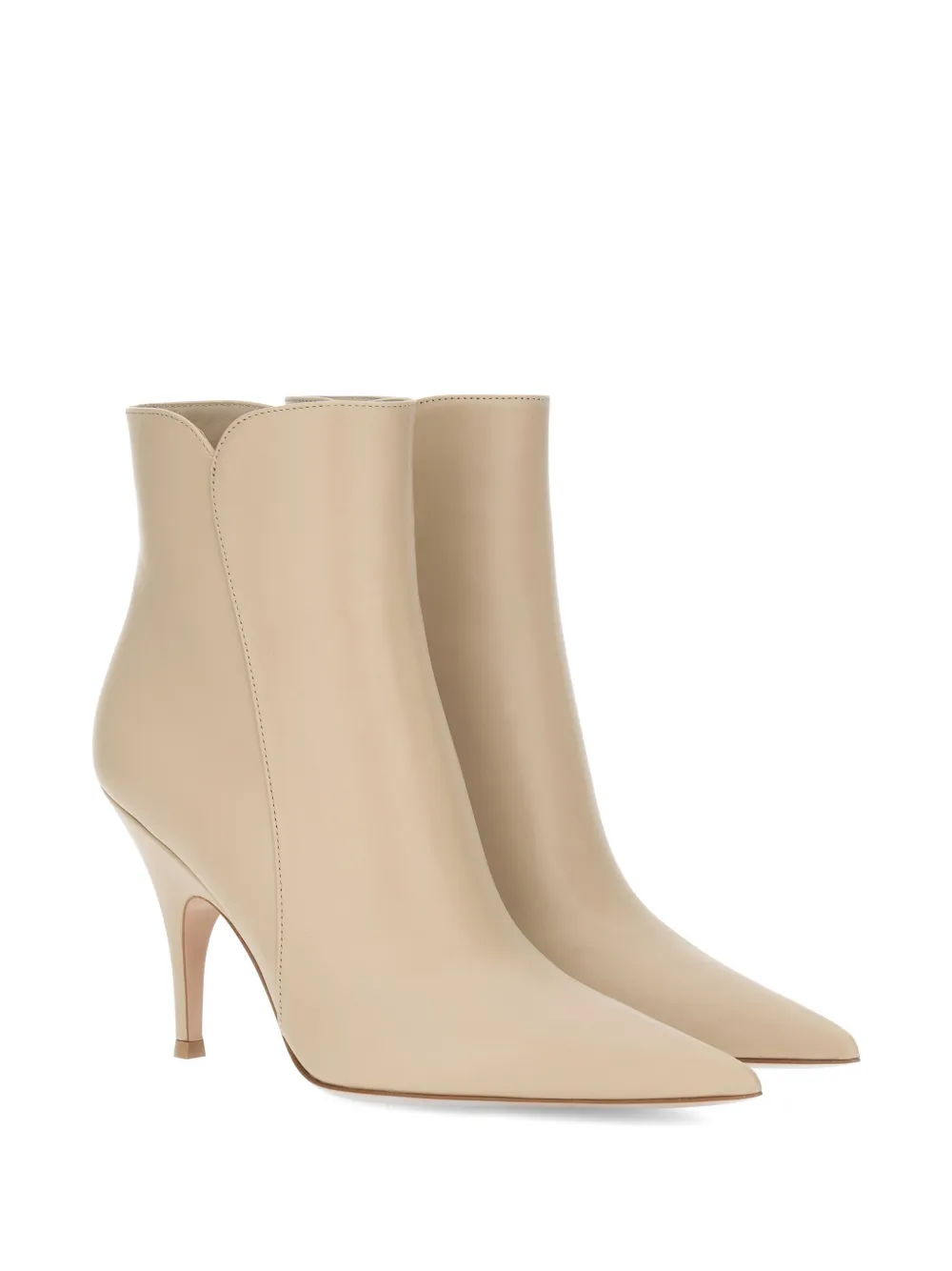 Gianvito Rossi Sofia enkellaarzen Beige