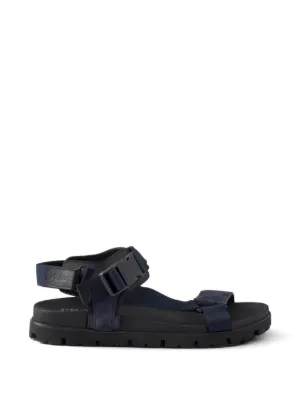 Prada ラバーサンダル | ブルー | FARFETCH JP