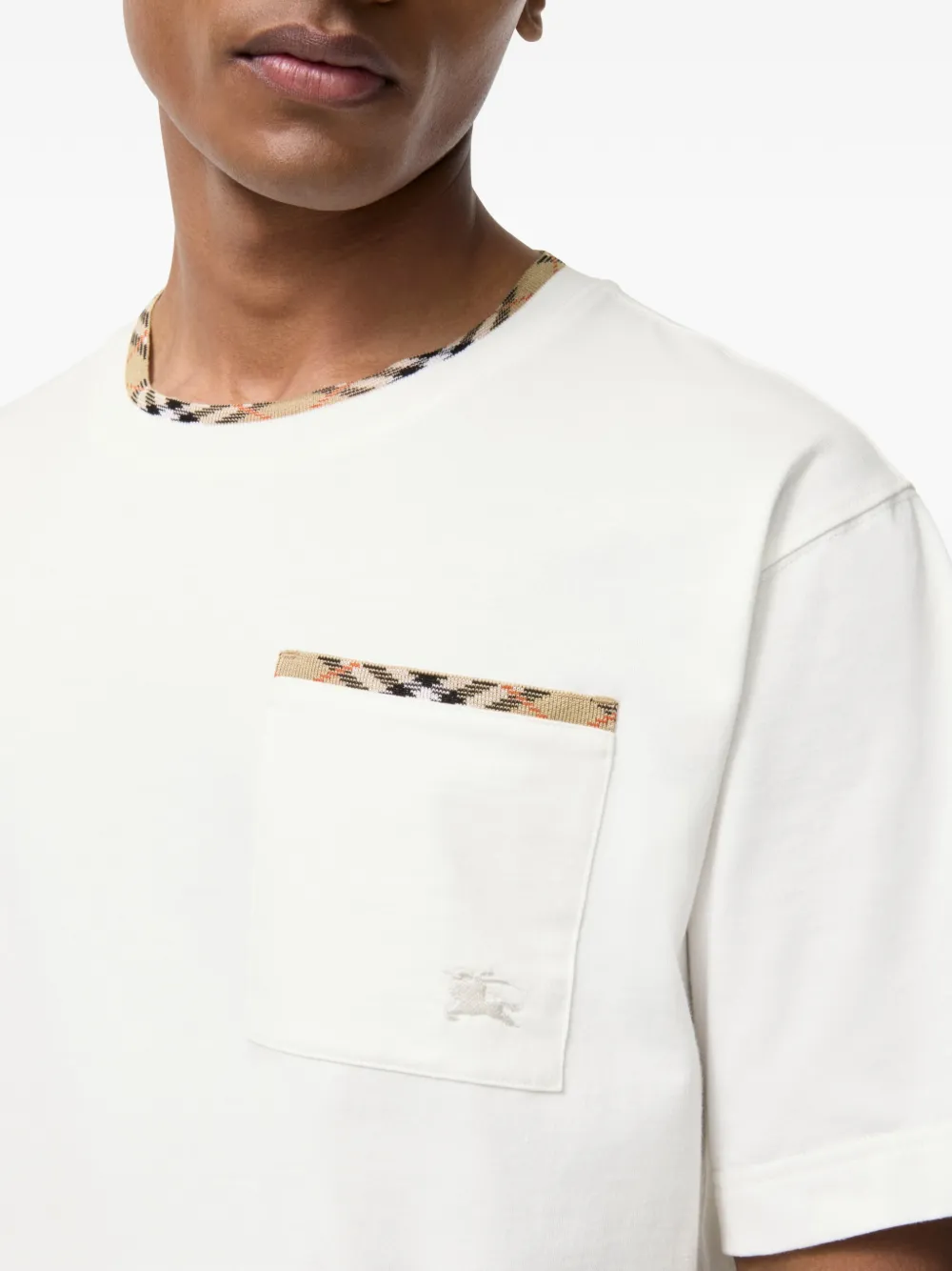Burberry T-shirt met geruite afwerking en zak Wit