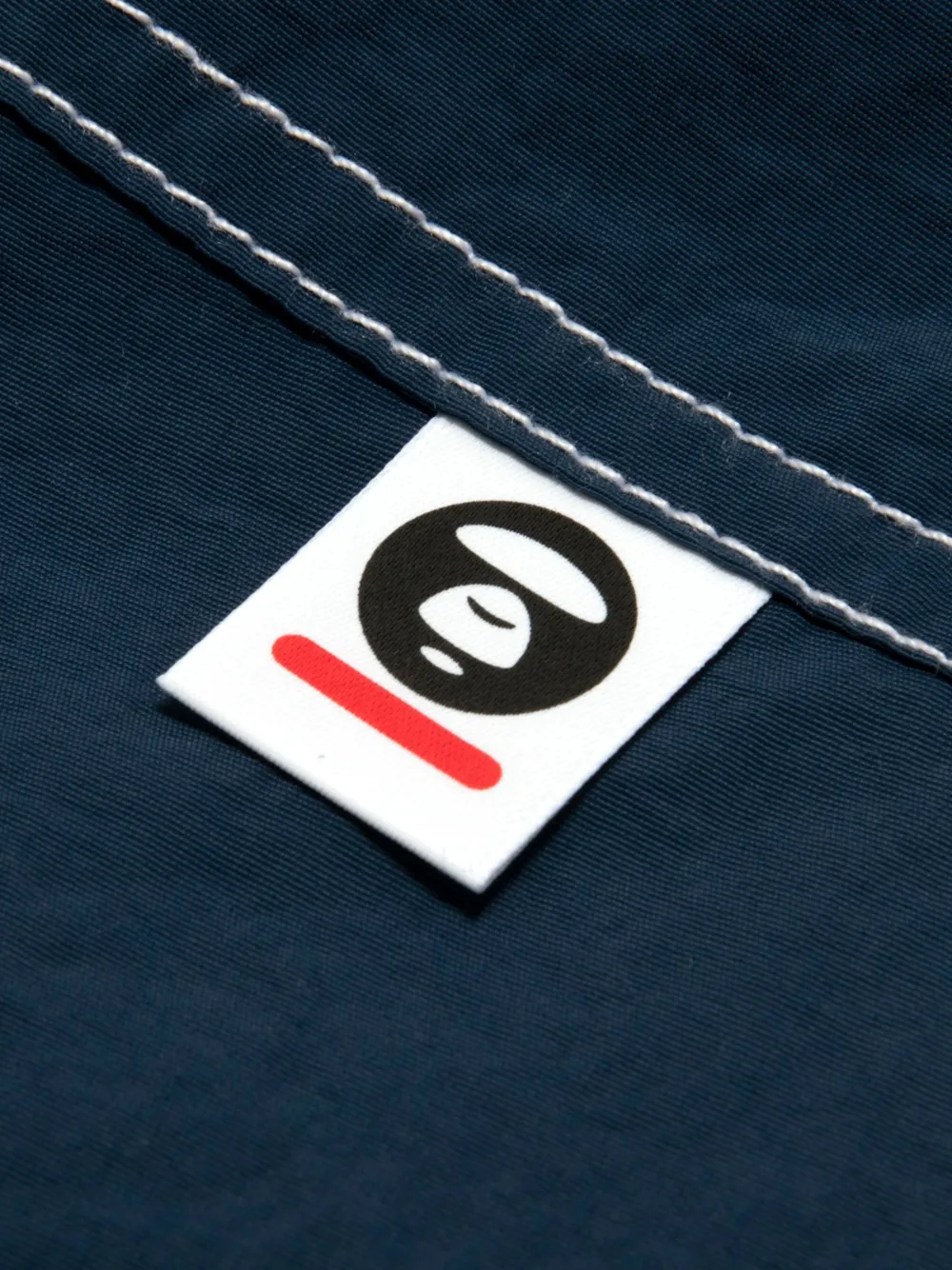 AAPE BY *A BATHING APE Shorts met contrasterend stiksel en logoprint Blauw