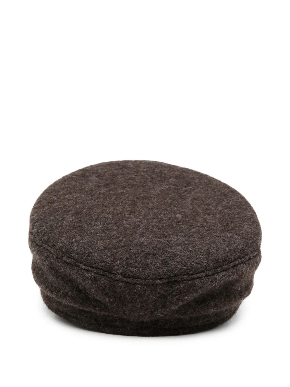 Ruslan Baginskiy Pet van wolblend Bruin