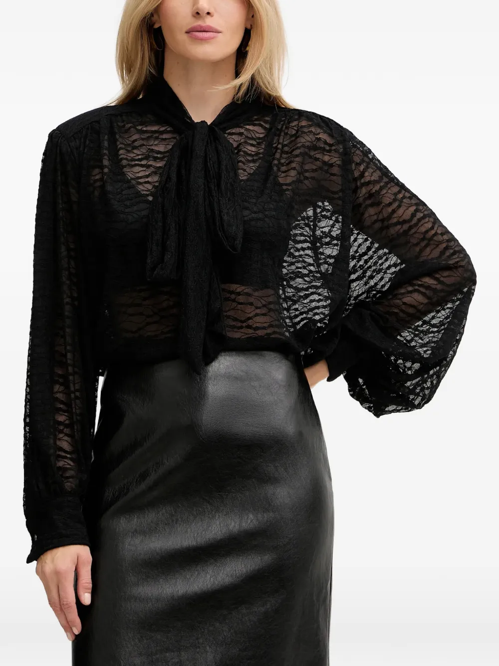 Haveone Lace Pussy-bow Blouse In Black