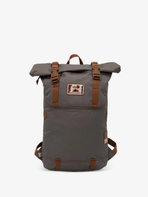 Doughnut roll-top buckle-fastening backpack