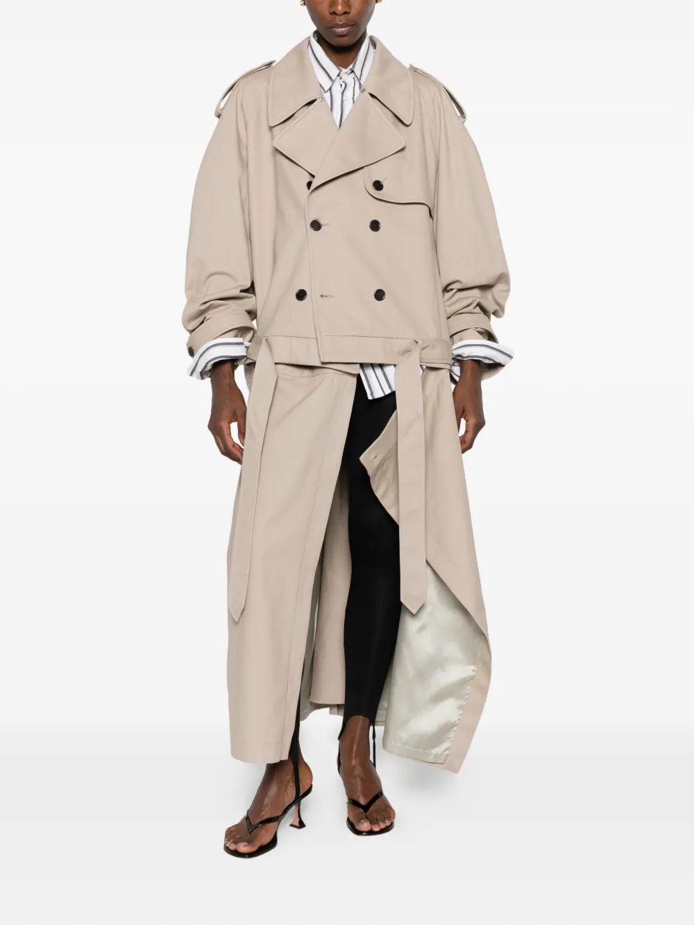 Marie Adam-Leenaerdt Trenchcoat met dubbele rij knopen en ceintuur Beige