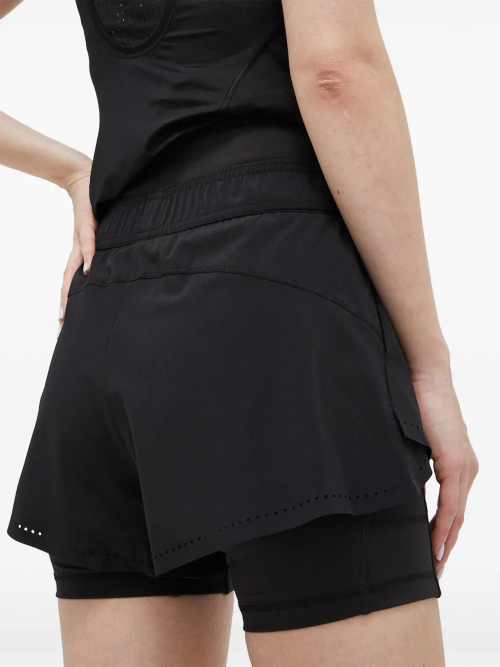 Casall Gelaagde shorts met lasergesneden details Zwart