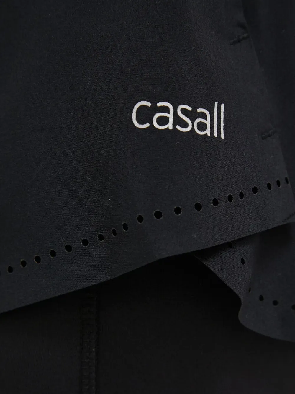 Casall Gelaagde shorts met lasergesneden details Zwart