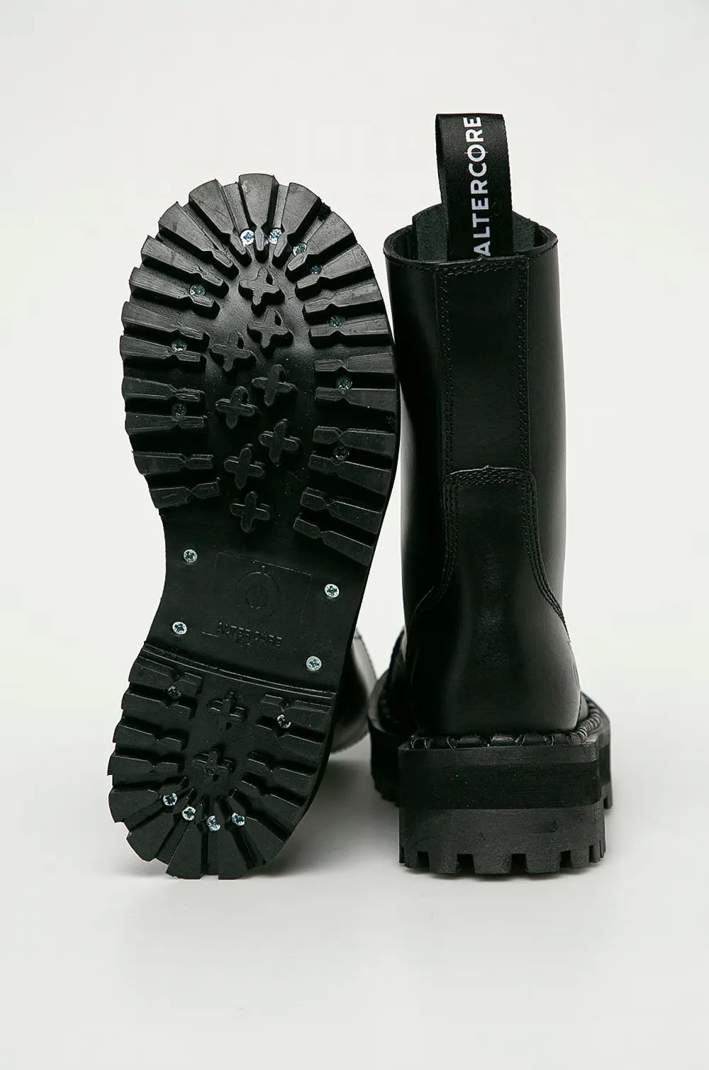 Altercore 353 lace-up platform boots Zwart