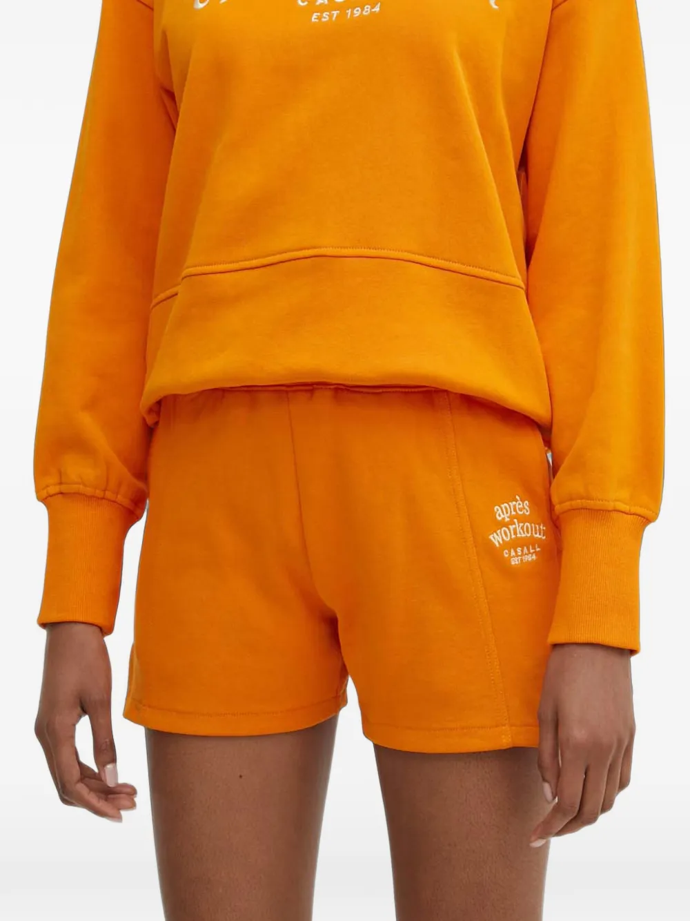 Casall Shorts met geborduurd logo en zijsplit Oranje
