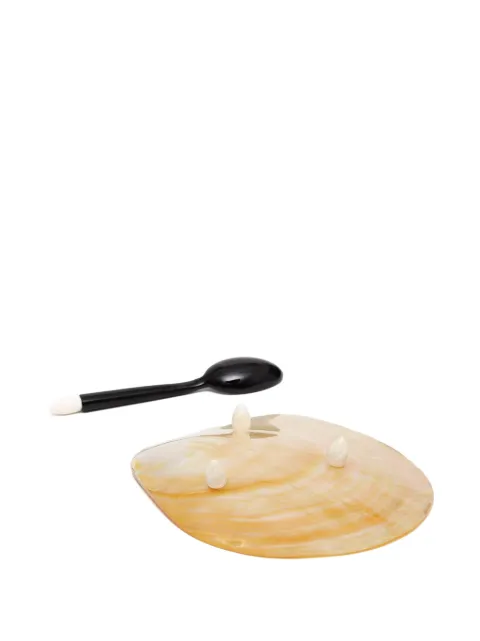 Gohar World horn and mother-of-pearl caviar set