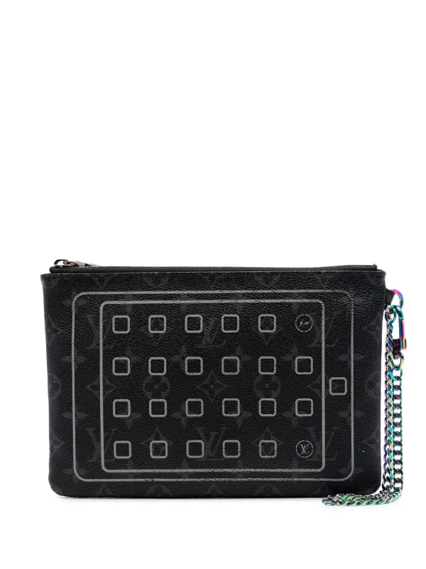 Louis Vuitton Pre-owned 2017 Monogram Eclipse Flash Fragment Ipad Case Clutch Bag in Black