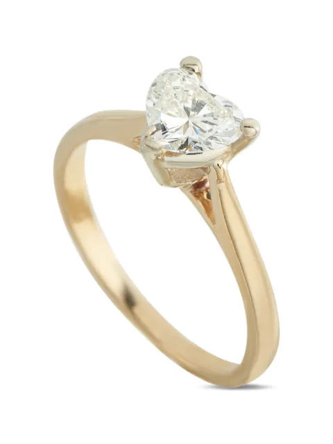 LB Exclusive heart-shaped diamond ring