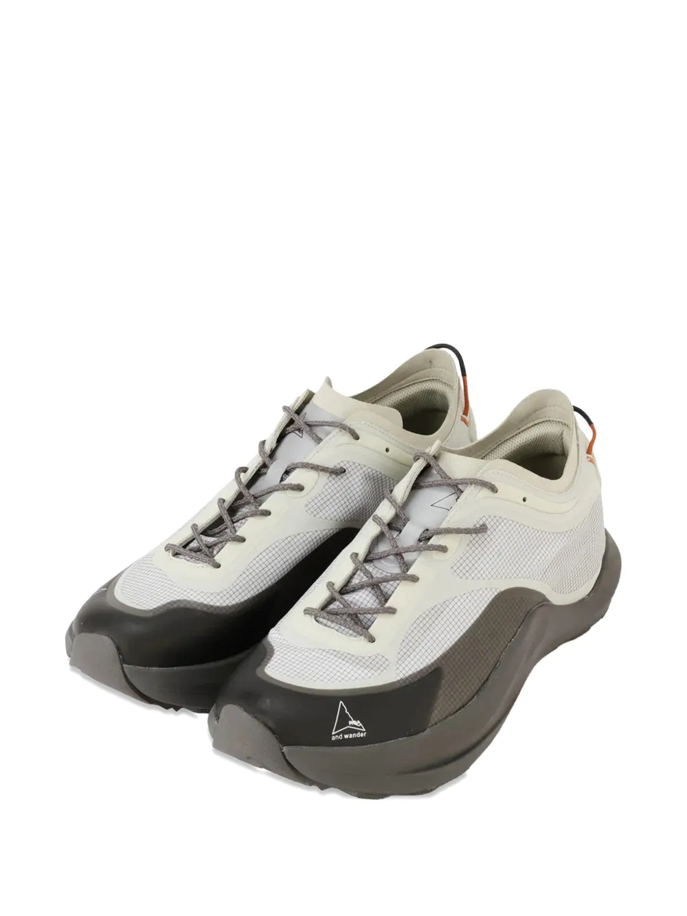 and Wander Ripstop sneakers met vlakken Beige