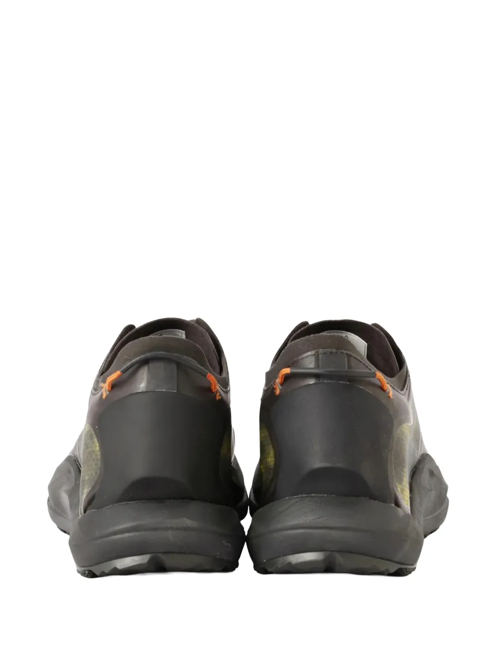 and Wander x ROA low-top sneakers met camouflageprint Zwart