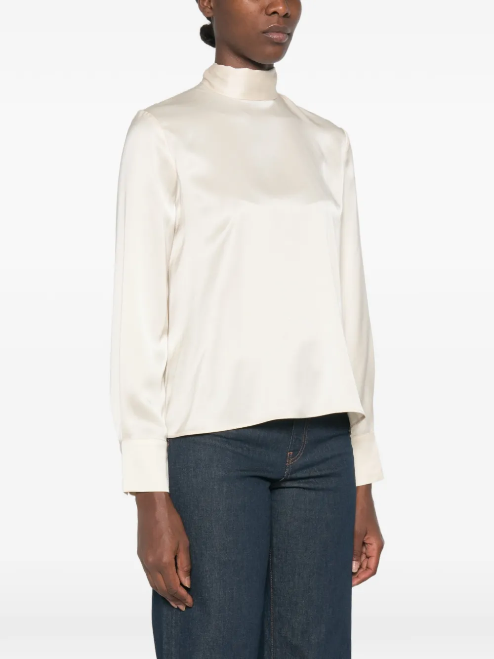 Maje Top met strikdetail en hoge hals Beige