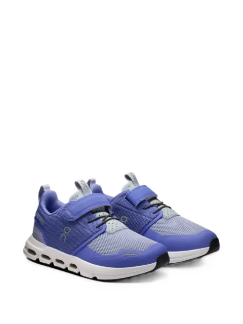 On  Cloud Play sneakers