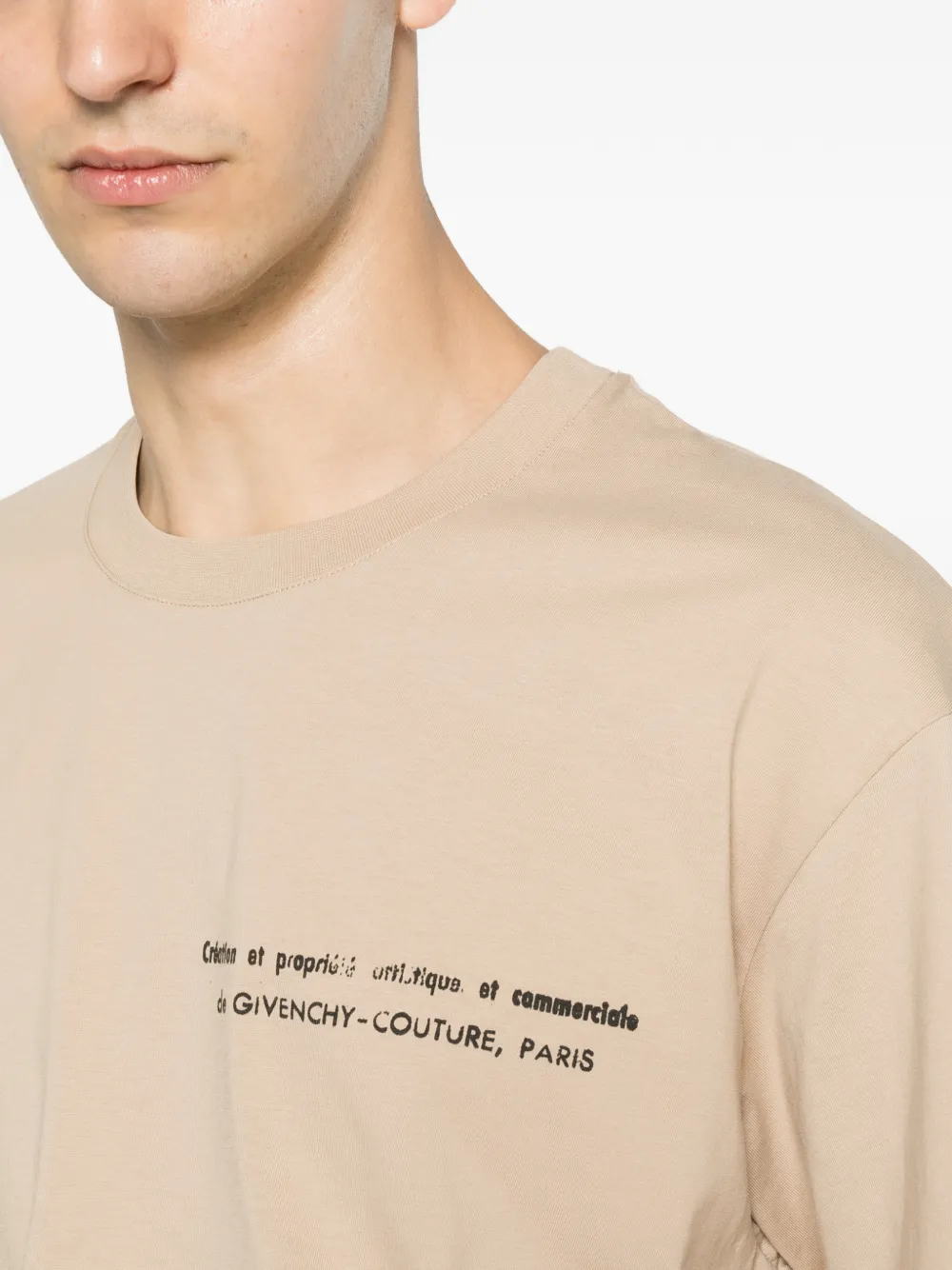 Givenchy T-shirt met logoprint Beige
