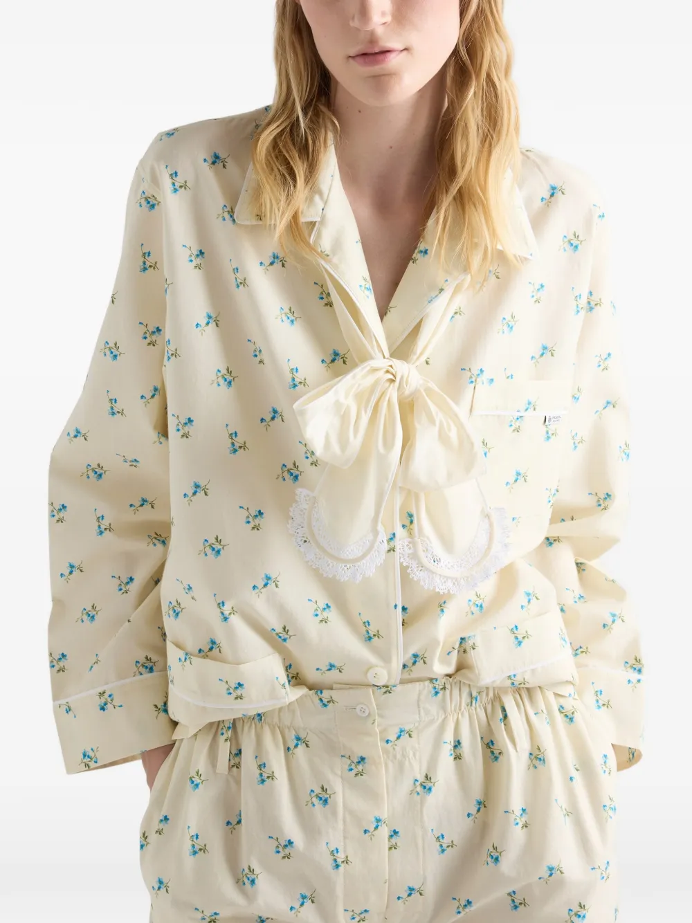 Prada Canvas blouse met print Beige