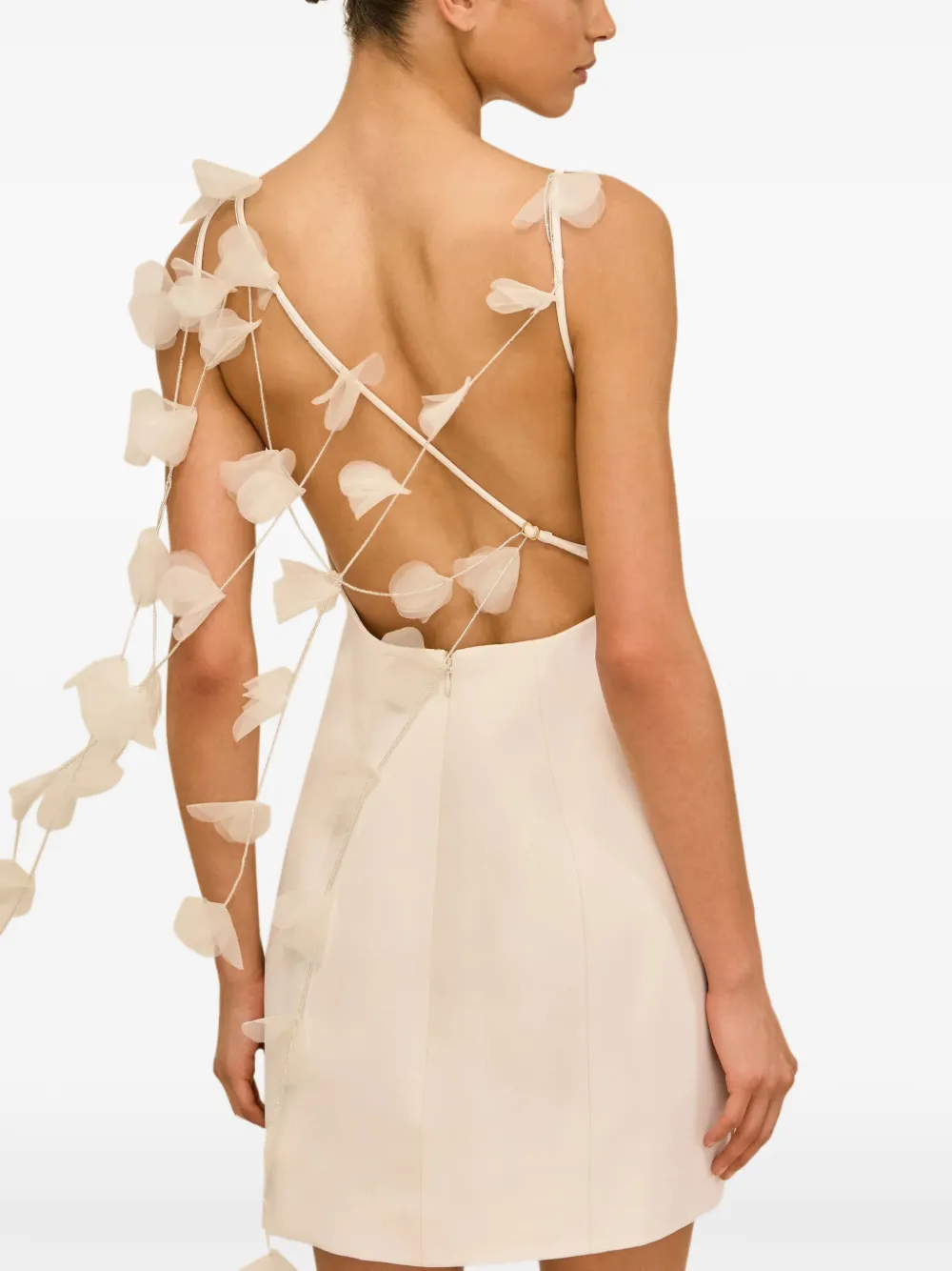 Cult Gaia mini-jurk verfraaid met bloemen en open rug Beige