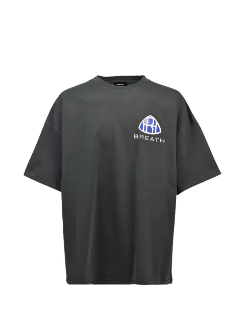 BREATH logo-print T-shirt