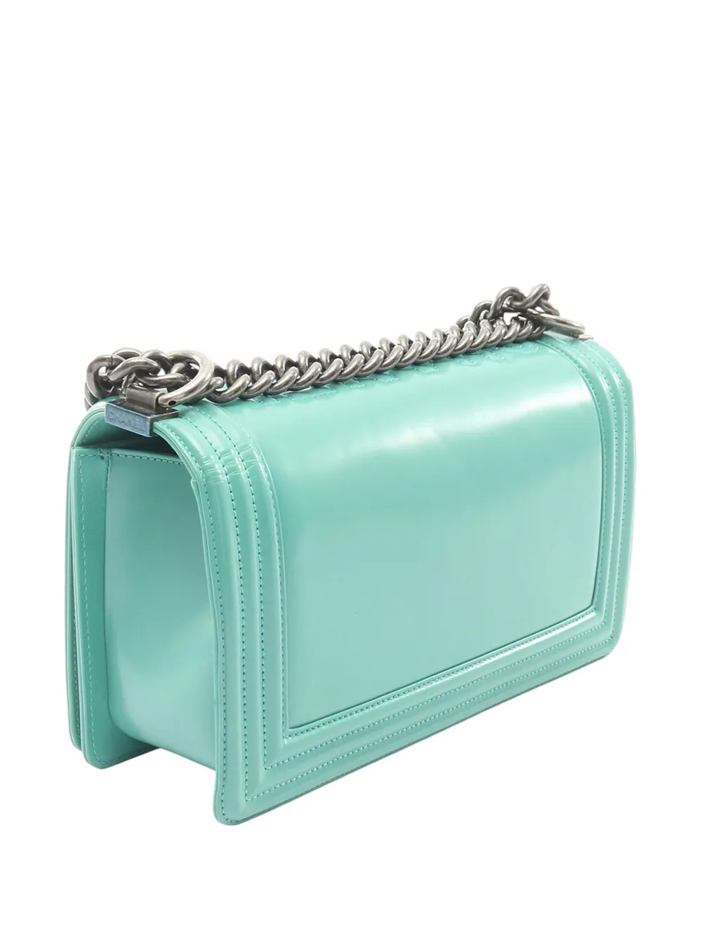 Chanel Pre-owned 2015-2016 Old Medium Calfskin Boy Flap Shoulder Bag in Green, view 3